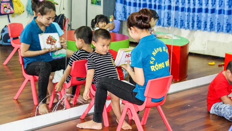 lop-ky-nang-song-cho-tre